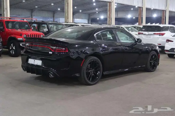 دودج شارجر 2022 RT V8 7