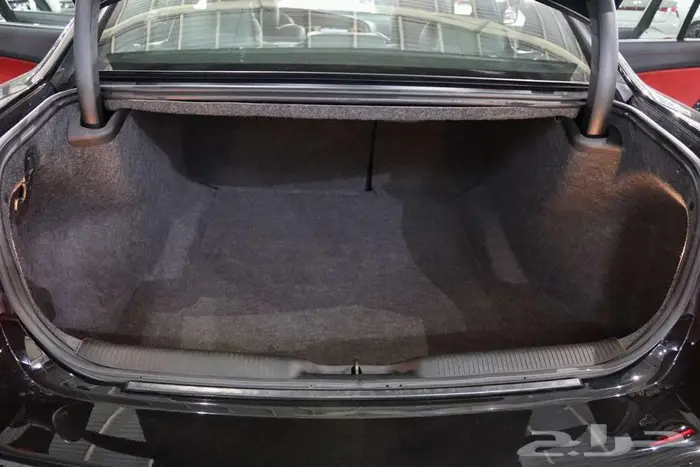 دودج شارجر 2022 RT V8 11