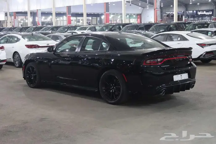 دودج شارجر 2022 RT V8 8