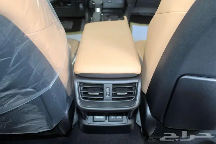 لكزس - ES 250 - AA - استندر - بريمي - 2025 18