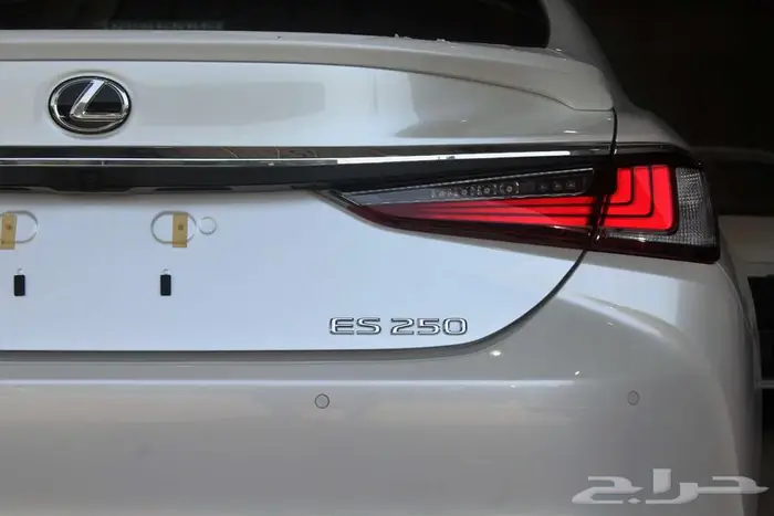 لكزس - ES 250 - AA - استندر - بريمي - 2025 5
