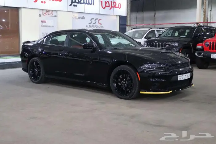 دودج شارجر 2022 RT V8 0