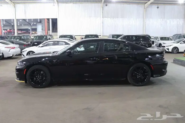 دودج شارجر 2022 RT V8 5