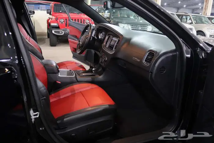 دودج شارجر 2022 RT V8 16