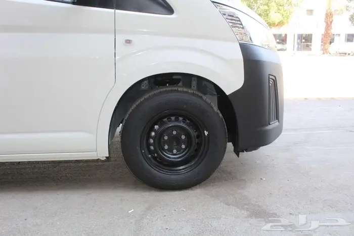 تويوتا هاي اس 2.8 ركاب ديزل يدوي - 13 راكب 2026 4