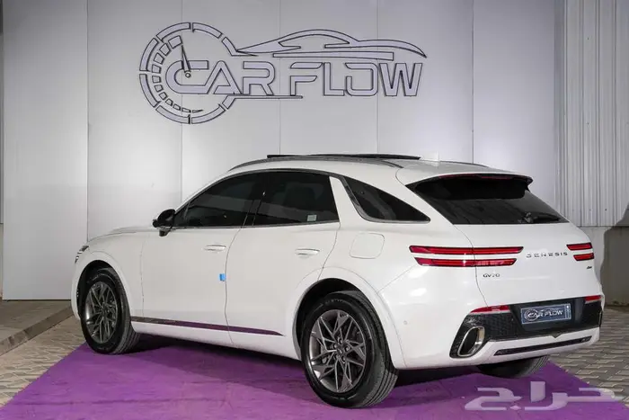 جينسيس GV70 ابيض 2024 ممشي 7 الف كم 3