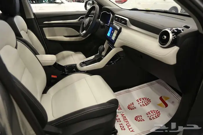 ام جي ZS لكجري 2025   قيادة تجمع بين الراحة والأناقة 9