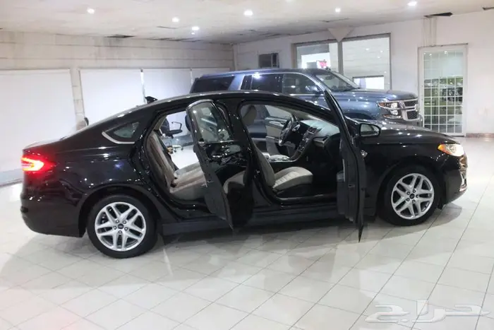 فيوجن 2020 اسود بطاقة جمركية امريكي 40