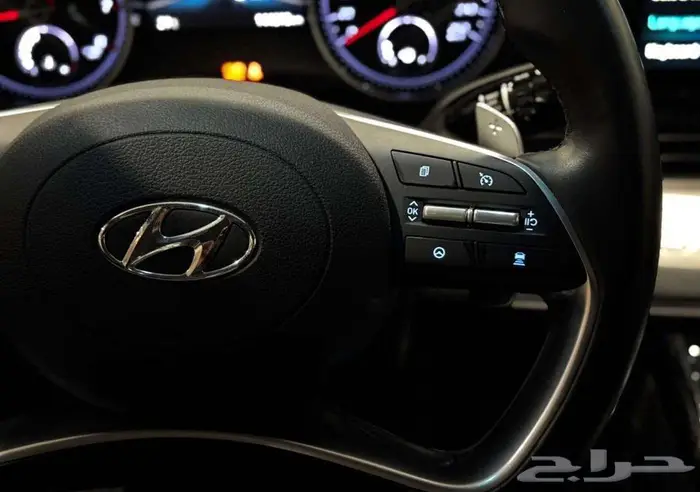 هيونداي ازيرا 2021 - بنزين فل بدون فتحة 17