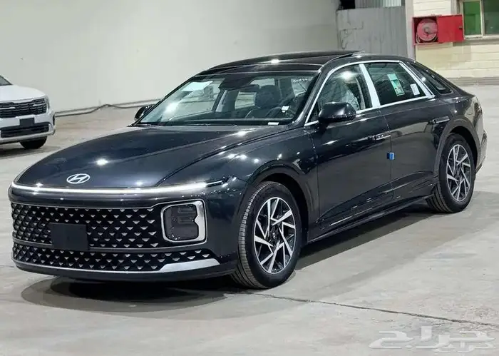 هيونداي ازيرا كلاسيك مكينه 3.5 موديل 26 اقساط 3