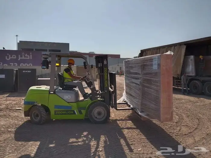 رافعه شوكيه للايجار اليومي والشهري تبوك ونيوم واجوارها 1