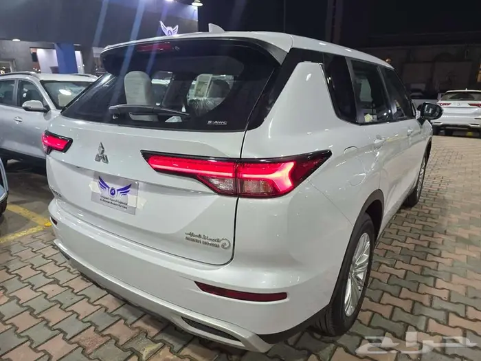 ميستوبيشي اوتلاندر 5 راكب افضل لااسعار 2025 3