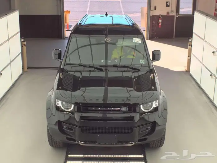 2025 Land Rover Defender 110 S عداد 3 الاف فقط 3