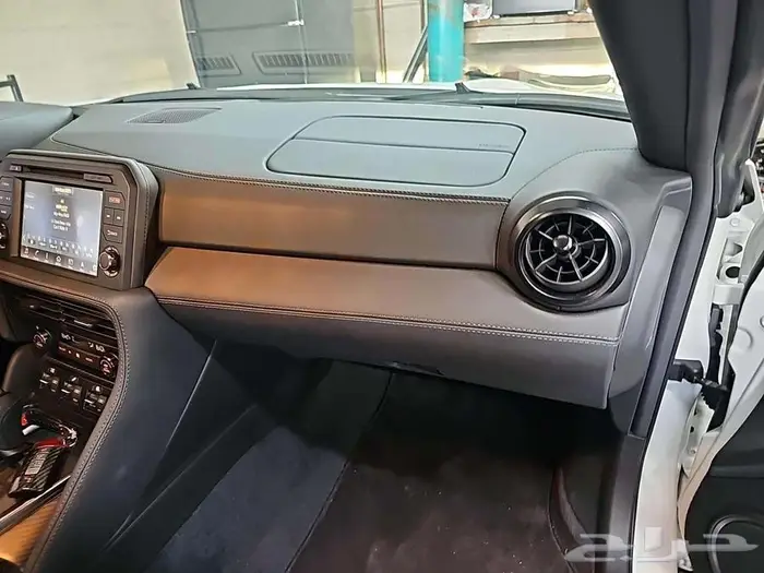 2024 Nissan GT-R Premium 10