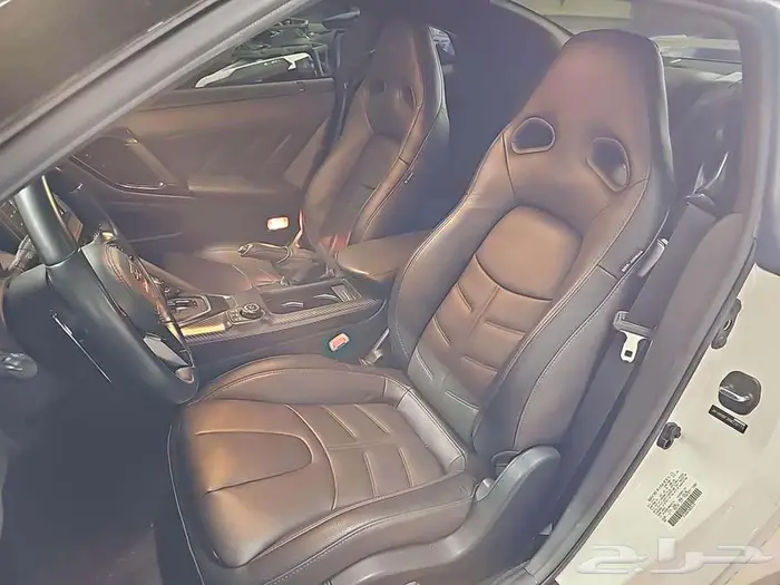 2024 Nissan GT-R Premium 7