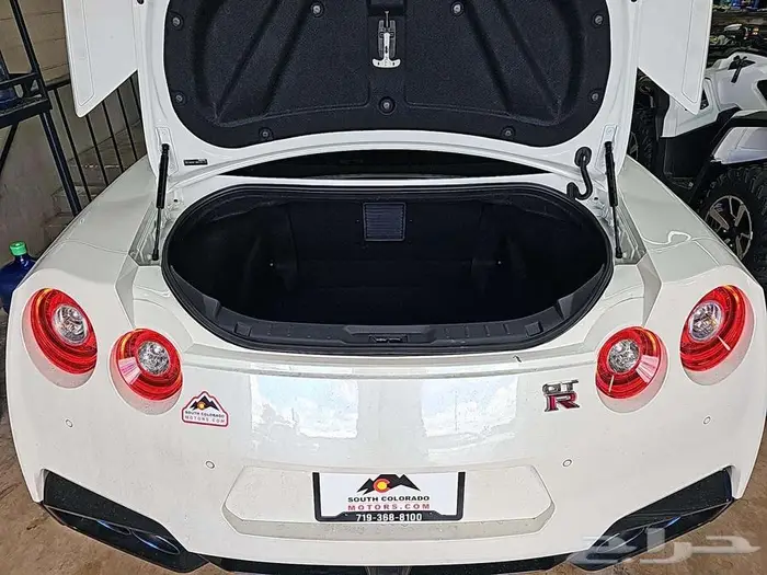 2024 Nissan GT-R Premium 18