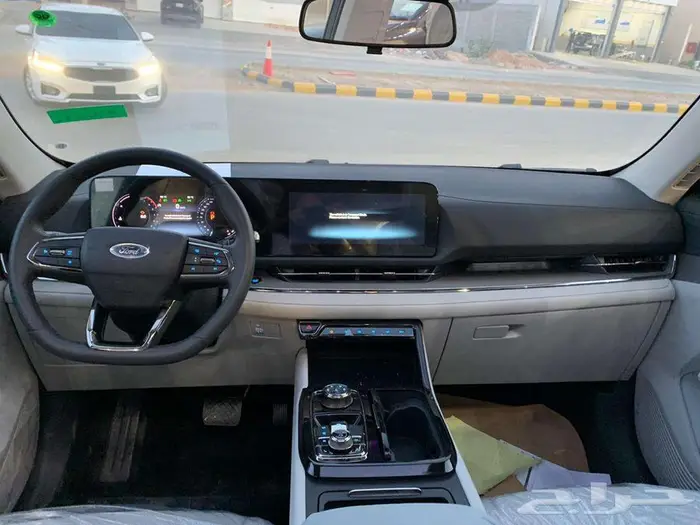 فورد تريتوري اسود نص فل ترند موديل 2025 عروض للكاش والاقساط 8