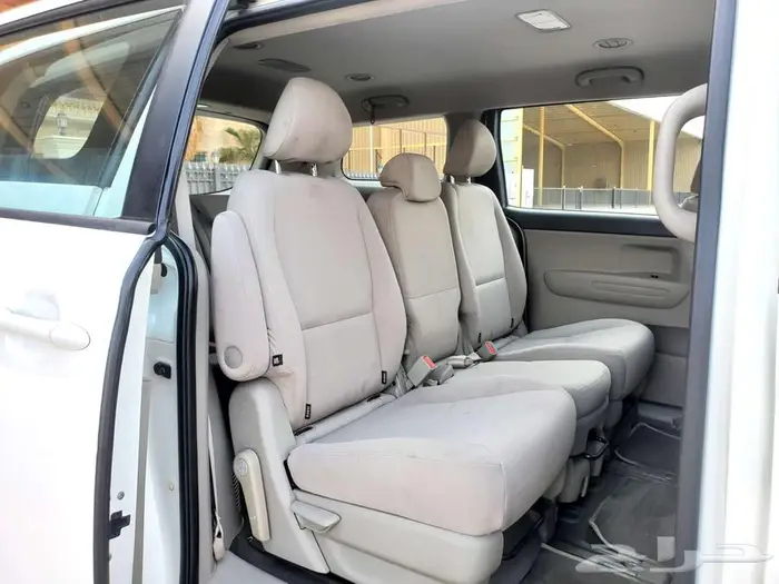 كيا كرنيفال 2016 12