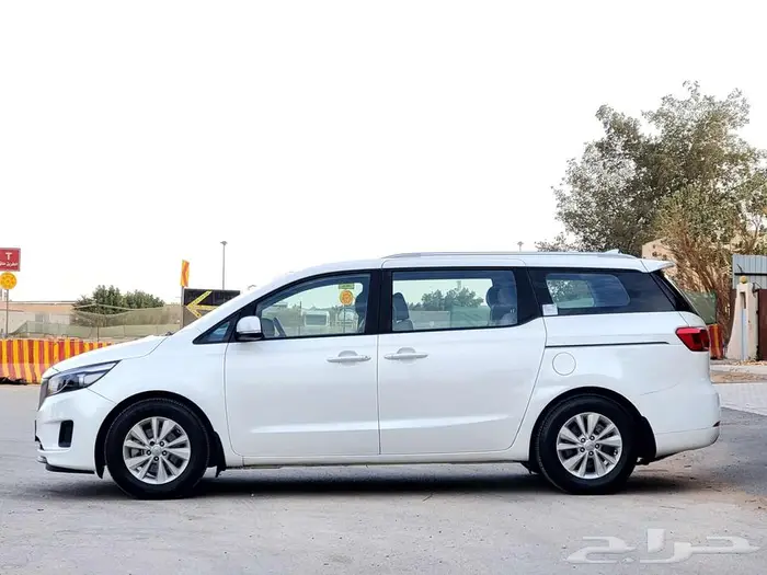 كيا كرنيفال 2016 6