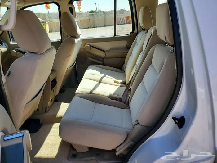 فورد اكسبلور 2011 8