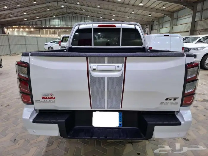 ايسوزو دي ماكس 2025 GT 18