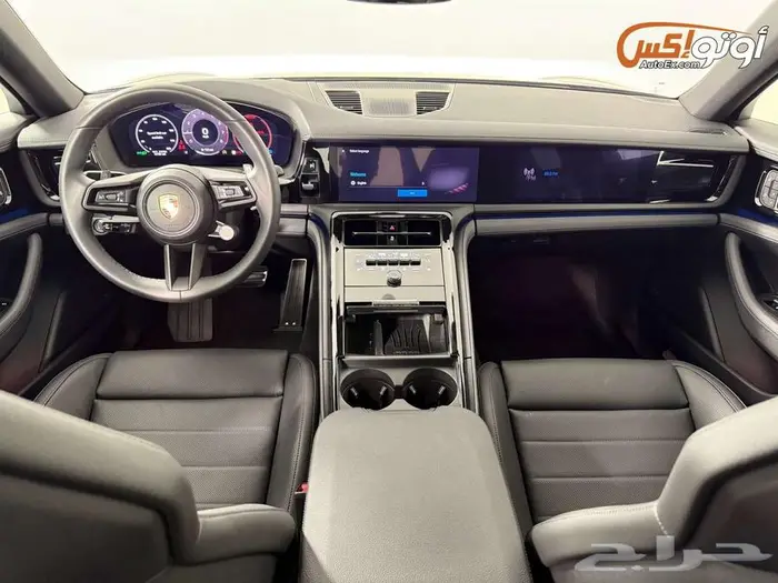 2025 بورشه باناميرا 4 10