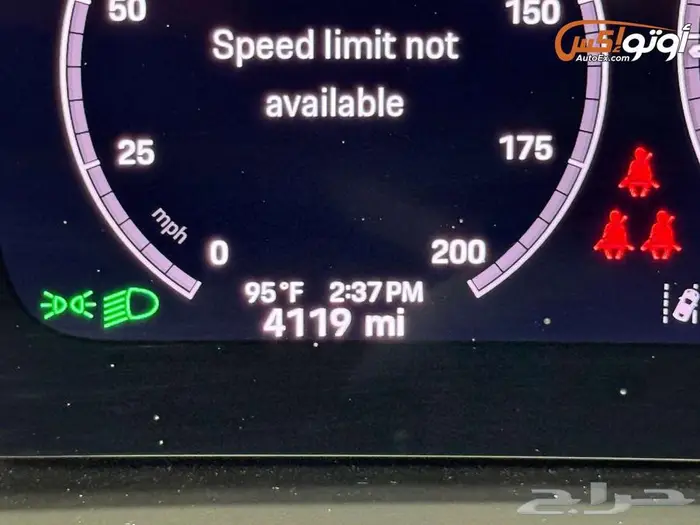 2025 بورشه باناميرا 4 13