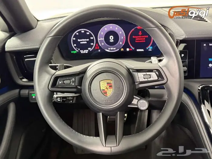 2025 بورشه باناميرا 4 11