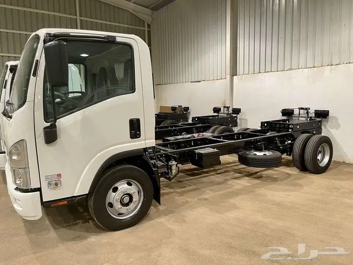 ايسوزو دانة 6طن مكيف شاسيه طويل موديل 2025 1