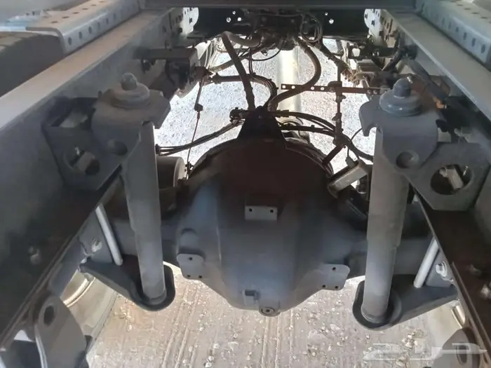 للبيع راس تريلا مع لوبد النوع فولفو FH 440 15