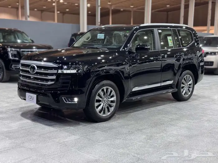 تويوتا لاند كروزر GX.R موديل 2025 0