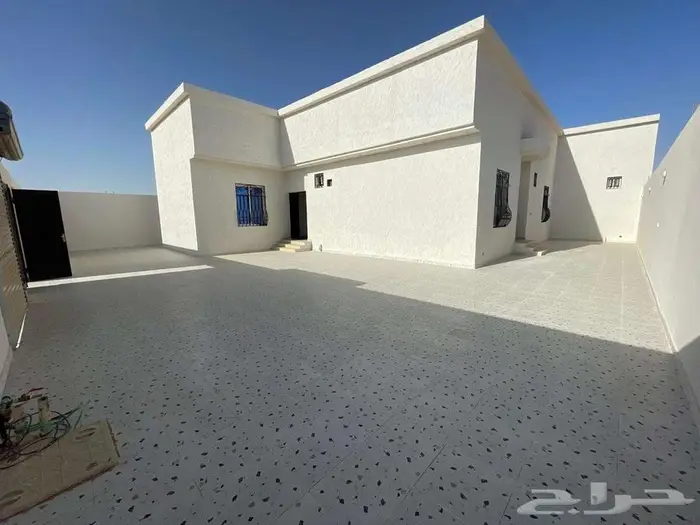 دور ارضي للبيع حي غرناطة ه 1