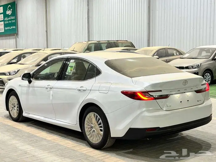 تويوتا كامري E PLUS هايبرد سعودي 2025 25