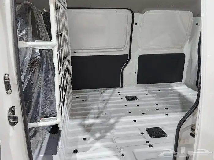 سوزوكى ايكو فان 2026 10