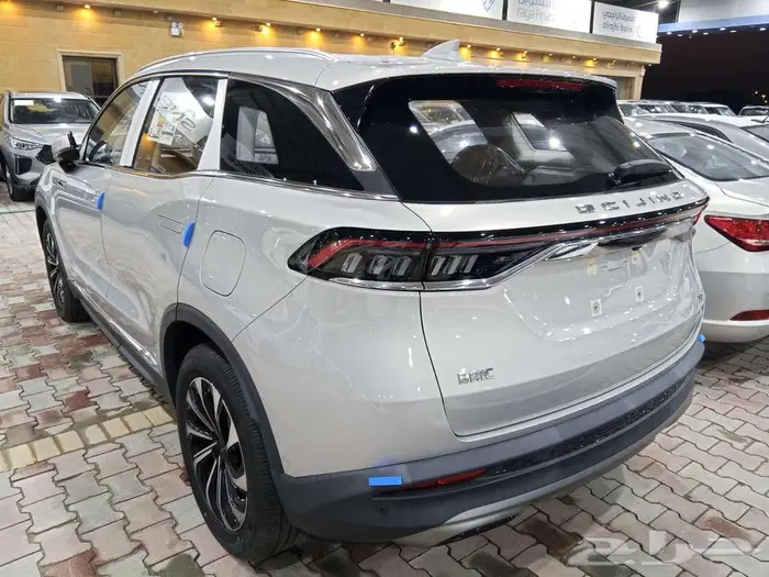 بايك X7 لاكجري 2025 20