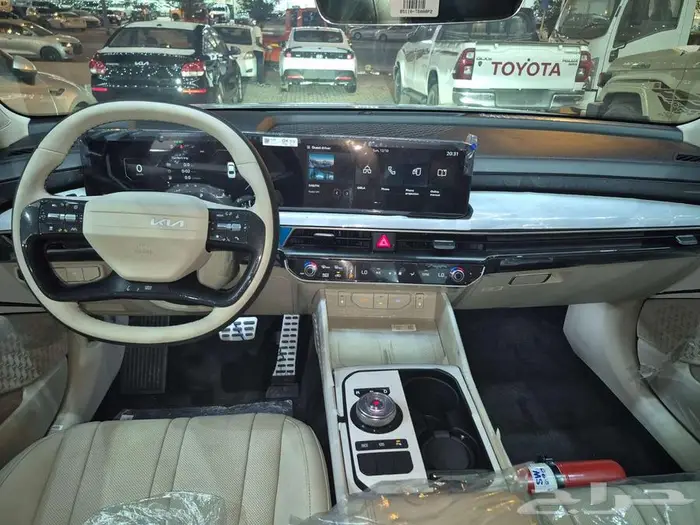 كيا K8 ستاندر 2026 10