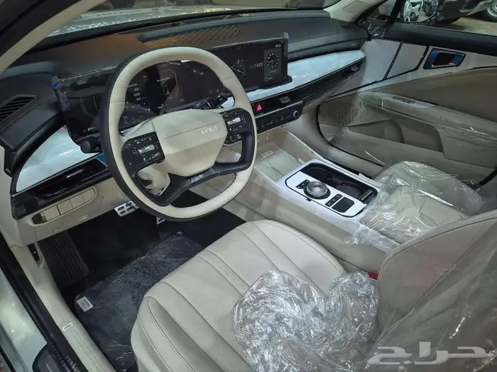 كيا K8 ستاندر 2026 11