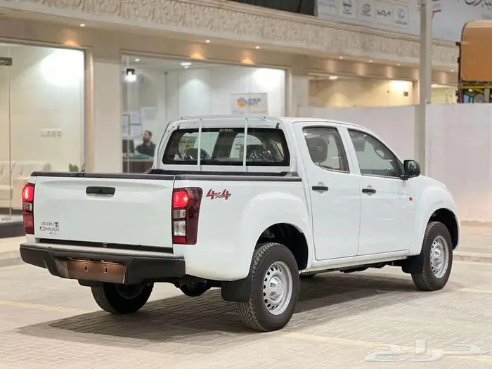 ايسوزو ديماكس غمارتين 2025 بدون دبل 3