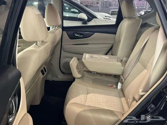 نيسان اكستريل 2021 10