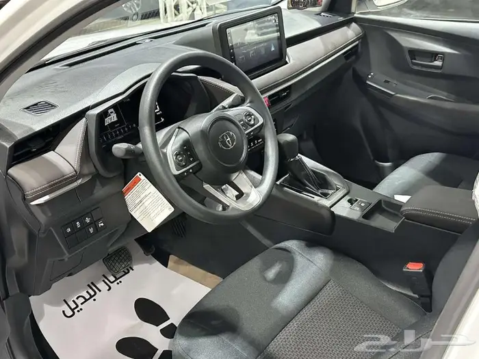 تويوتا يارس واي بلس نصف فل 2026 12