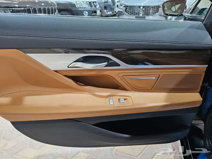 بي ام دبليو 730Li 2018 فئة بيزنس 9