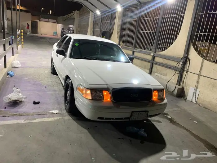 كراون فكتوريا محول بوليسي جنوط وشبك 3