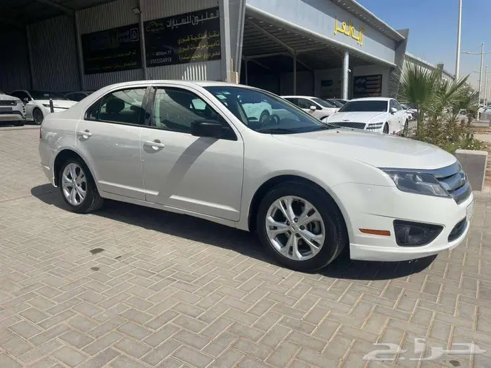 فورد فيوجن 2012 3