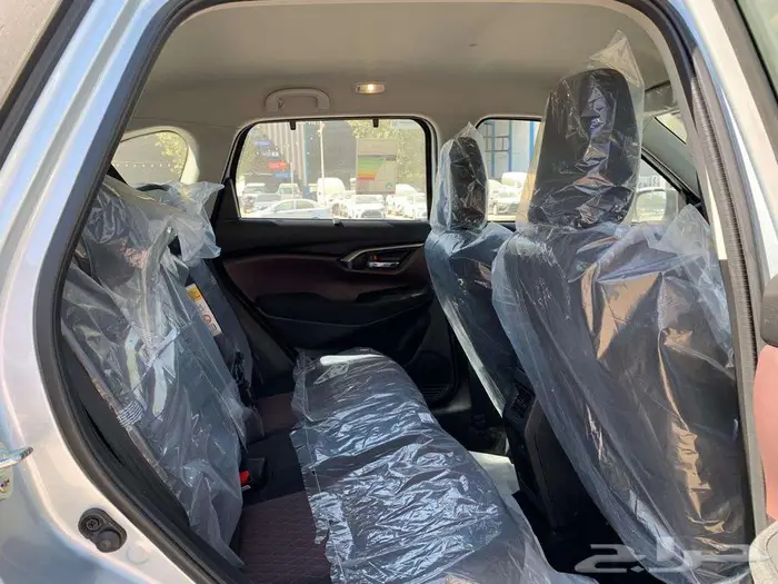 تويوتا اوربان كروز استاندر GL -2026 13