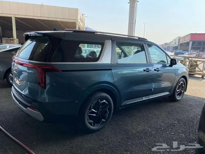 كيا كرنفال ستاندر 2026 كاش وتقسيط 12