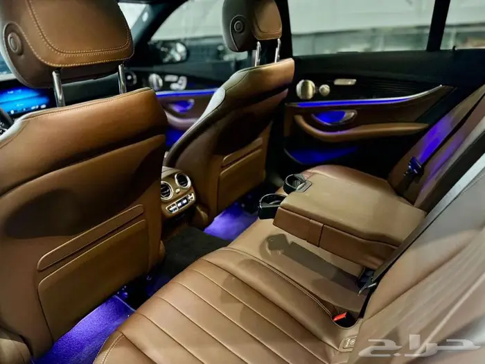 مرسيدس بنز E450 Avant Guard 4Matic 2021 34