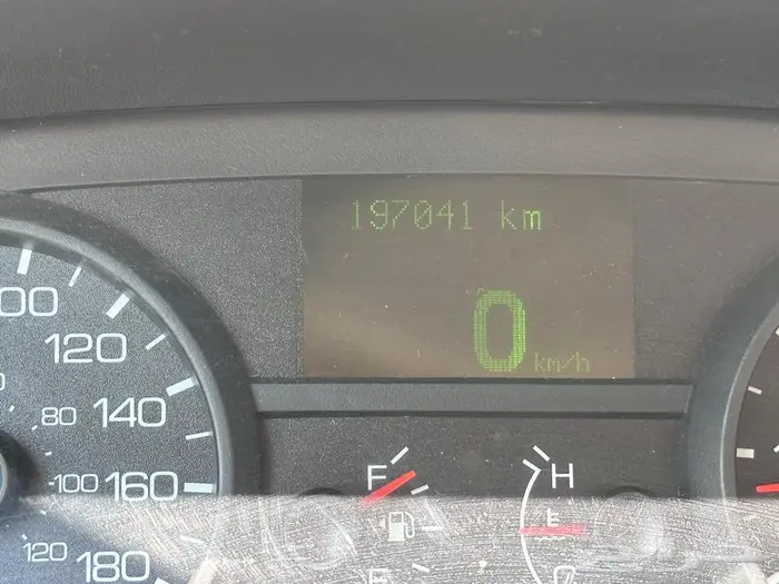 فورد كراون فيكتوريا 1