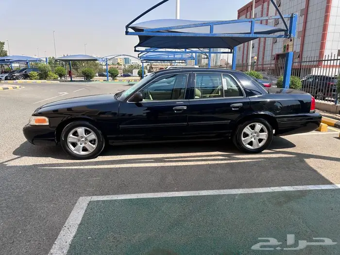 فورد كراون فيكتوريا 0