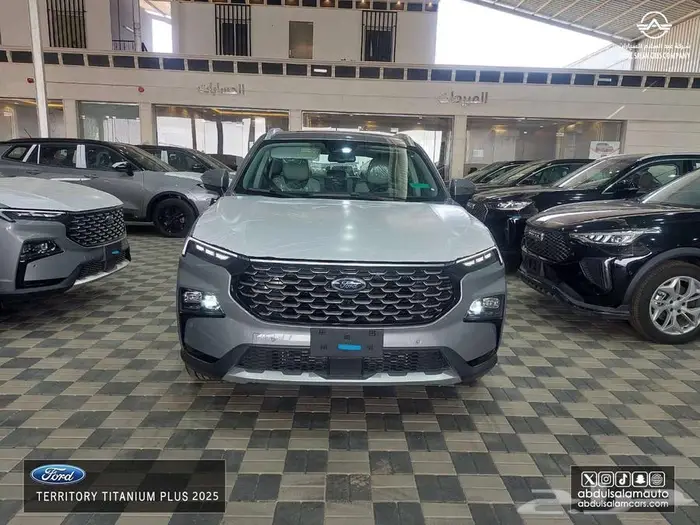 فورد تريتوري تيتانيوم بلس - 2025 لجميع العملاء كاش واقساط 0