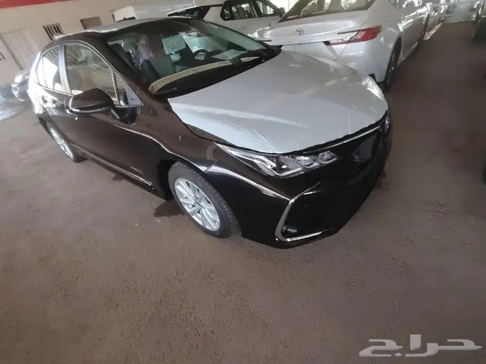 كورولا مطور مكينه 2000 موديل 2025 بنزين اسود حبه فقط 1